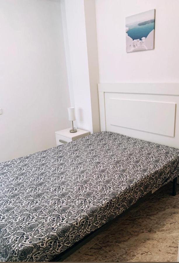Apartamento Lola Торрев'єха Екстер'єр фото